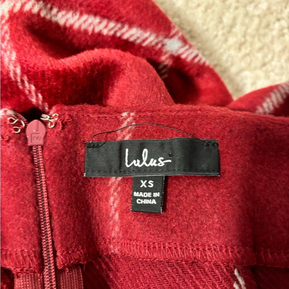 Lulu’s wine red spence skirt - Picture 3 of 3